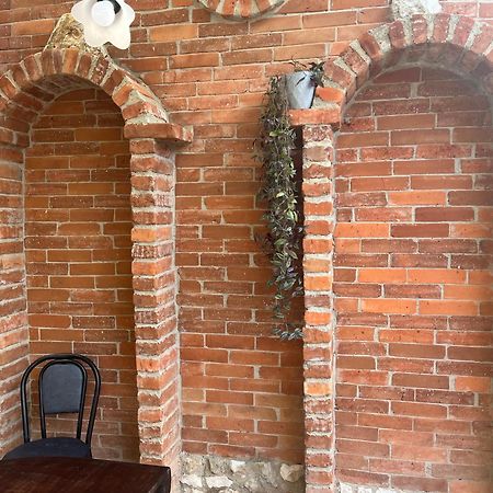 Отель 85A Кутаиси Экстерьер фото