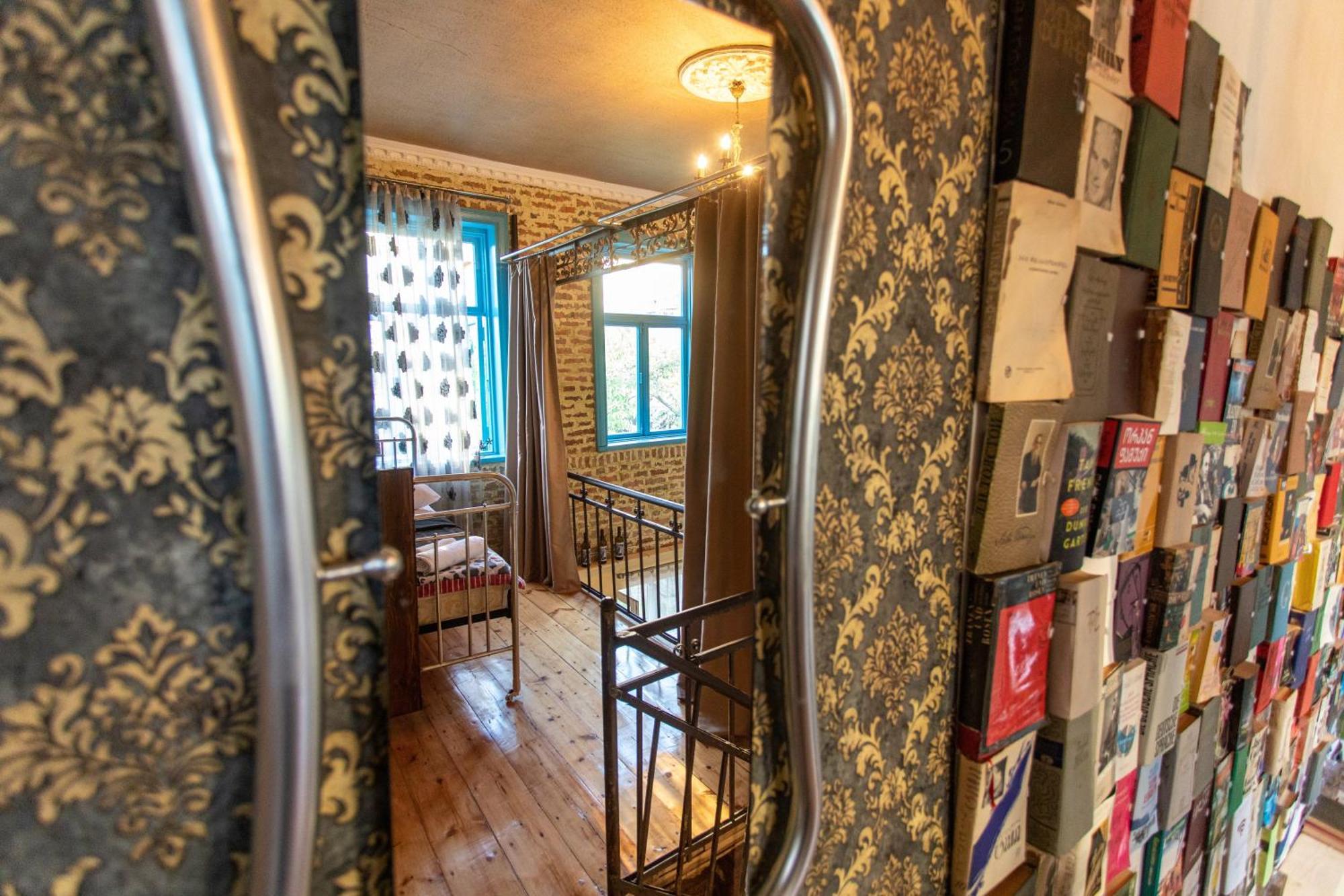 Отель 85A Кутаиси Экстерьер фото