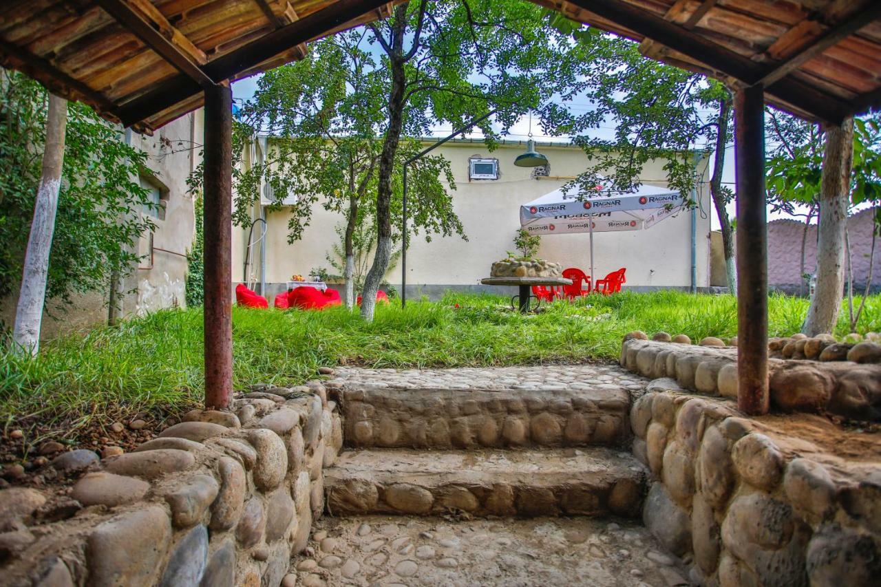 Отель 85A Кутаиси Экстерьер фото